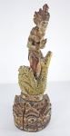 TAILÂNDIA - Antiga escultura em madeira policromada, representando Apsará sobre os vários olhos de BRAHMA. séc.XIX. Alt. 37 cm