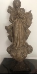 Arte Sacra - Antiga imaginária de estuque, patinado, representando Nossa Senhora. Med. 45cm de altura. Discretas marcas do tempo.
