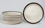 DOVERSTONE STARFORDSHIRE - "HEARTHER' - 12 pratos rasos em porcelana inglesa creme e marrom grandes. Med. 21 cm