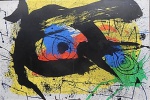 Litografia original do artista Miró, retirada da revista Derriere le Miroir , editada em 1967 na França (não assinada pelo artista), de folha dupla, medindo: 38 cm x 56 cm. Esta litografia pertenceu a Hansen Bahia que a colocou em paspatour, com marcas do tempo: 53 cm x 70 cm (só faltou emoldura-la).  'Derriere le Miroir' acompanhou cada exposição na Galerie Maeght em Paris, França. A primeira edição apareceu em 1946, The last # 253 da coleção em 1982. DLM nasce da paixão de Aime e Marguerite Maeght. As primeiras edições foram planejadas por Aime Maeght para serem difundidas entre um grande público, com litografias originais. 10.000 cópias foram impressas e distribuídas através de quiosques. Isto falhou completamente e as restantes cópias foram vendidas em peso para financiar a impressão da quarta edição, que foi impressa em apenas 1500 cópias e foi o catálogo da exposição George Braque na Galerie. Jacques Kober e René Char escreveram os textos. Este conceito foi continuado em edições posteriores, combinando grandes escritores com grandes artistas. Em 1947, Adrien Maeght, juntou-se à empresa de seus pais e auxiliou seu pai no layout e na execução. Os artistas criaram litografias originais para ilustrar o DLM. O Mourlot fez a impressão litográfica e o texto foi impresso pela Union nos números 4-115. De 116 a 148, DLM foi filmado nos estúdios de Aime Maeght. Desde 1960, uma edição "deluxe" foi publicada, em papel Arches, limitada a 150 cópias. Em 1964, Adrien Maeght criou a empresa de impressão ARTE, que projetou e imprimiu as edições 149-232. Todos incluíam litografias. Após a morte de Marguerite Maeght em 1977, os últimos números foram feitos na empresa de impressão Lion, com menos litografias. Alguns problemas foram reimpressos. Na edição 250, Aime Maeght queria prestar homenagem a todos aqueles que tinham seu nome associado ao DLM. Aime morreu em 1981 e o número 250 se tornou uma homenagem a Marguerite e Aime Maeght por trinta e cinco anos de amizade com os artistas e poetas.
