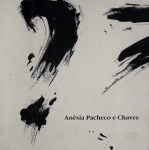 Anésia Pacheco e chaves. livro que apresenta uma série de obras da sua autoria, na vertente chamada de Livro de Artista. Livro amplamente ilustrado, medidas 26 x 26 cm, 400g