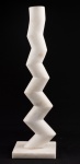 SEM ASSINATURA - Escultura contemporânea em marmore branco em forma geométrica. Med.: 52 cm.