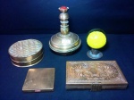 MISCELÂNEA - lote contendo 5 itens em bronze diversos - alguns no estado. Maior tamanho 14 cm e menor tamanho 6,5 cm.