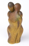 HELIO RODRIGUES - Escultura em bronze assinada, representando casal. Med.: 12x5x5 cm
