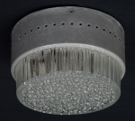 DOMINICI - DESIGN - Lindo plafon italiano anos 60, confeccionado em metal cromado com cúpula em cristal prensado . Med.: 12x19
