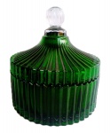 Belíssimo porta objetos em vidro raiado prensado na cor esmeralda de alta qualidade com tampa e puxador. Medida 15cm alt.