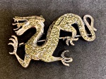 JÓIA- broche representando dragão de marcassitas e prata. Medindo 6 cm largura. Lindo!