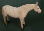 Osvaldo Inacio - escultura de imagem de Cavalo em madeira 25x33cm artista natural de Minas Gerais