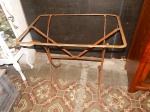 Base de ferro para mesa auxiliar. (desgastes) med.; 74 x801 x56 cm