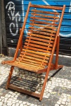 Cadeira dobrável em madeira, altura regulável (desgastes)