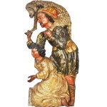 Raríssimo grupo escultórico em madeira policromada.Espanha, Séc. XVII/XVIII. 135 x 68 cm.