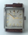 Relógio Universal Genève Movimento a Corda, caixa de aço inox quadrada de 24 X 24 mm, em perfeito estado