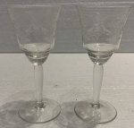 par de belas taças para licor estilo Sant Louis.