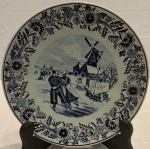 Lindo prato de coleção em porcelana, BOCH DELFT, medindo: 22 cm diâmetro.