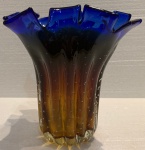 Lindo vaso em MURANO, medindo: 27 cm alt.
