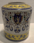 Lindo vaso em porcelana pintado a mão, medindo: 20 cm alt.