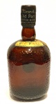 BEBIDA IMPORTADA DE COLEÇÃO-Whisky Old Parr 12 anos . OBS: sem o rótulo. Lacrado. B4bida Nascido em 1483, Thomas Parr viveu 152 anos na Grã-Bretanha. Em 1871, os irmãos James e Samuel Greenles criaram o Grand Old Parr, em homenagem ao legendário Thomas Parr.E diz a lenda que o espírito de longevidade deste incrível homem está em cada dose de Old Parr.Envelhecido por 12 anos, o principal malte de composição é o Cragganmore, o mais famoso malte de Speyside, região onde nasceu o scotch whisky.Origem: EscóciaCategoria: DeluxeGraduação alcoólica: 40% vol.Volume: 1000ml
