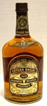 BEBIDA DE COLEÇÃO- Whisky Escocês Chivas Regal 12 anos  (Imperial Quart) - de coleção - da marca Chivas Regal, o Chivas 12 anos é um premium blended scotch whisky de sabor multifacetado. Resultado da combinação de diferentes tipos de maltes, grãos e blends únicos não disponíveis para venda, todos maturados por no mínimo 12 anos (LACRADO).As primeiras notas do aroma do Chivas 12 revelam maçãs e frutas do pomar, seguido de mel, baunilha e amêndoas e, por fim, uma suavidade cremosa que perdura no paladar. É um whisky ótimo para ser consumido puro, com gelo ou em variados tipos de drinks., graduação alcoólica de 40,0%.