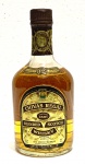 BEBIDA DE COLEÇÃO- Whisky Escocês Chivas Regal 12 anos  (37.5 CTL) -da marca Chivas Regal, o Chivas 12 anos é um premium blended scotch whisky de sabor multifacetado. Resultado da combinação de diferentes tipos de maltes, grãos e blends únicos não disponíveis para venda, todos maturados por no mínimo 12 anos (LACRADO).As primeiras notas do aroma do Chivas 12 revelam maçãs e frutas do pomar, seguido de mel, baunilha e amêndoas e, por fim, uma suavidade cremosa que perdura no paladar. É um whisky ótimo para ser consumido puro, com gelo ou em variados tipos de drinks., graduação alcoólica de 40,0%.
