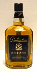 WHISKY ESCOCÊS-Whisky Ballantine's 12 anos 1000 ml.Scotch Whisky envelhecido em barris de carvalho por pelo menos 12 anos.Tem cor âmbar dourado, aroma suave e profundo, seu sabor é complexo com toques de turfa e madeira.Teor alcoólico 40% vol.Volume: 1000 ml (vidro).
