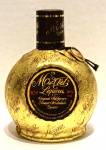BEBIDA DE COLEÇÃO-Licor Mozart Chocolate Cream 700ml , LACRADO.Licor cremoso produzido com o melhor chocolate belga, combinado com creme aromatizado de baunilha e cocoa. Mozart Gold foi criado em 1981, sendo o único e exclusivo licor suave, com o sabor do mais puro chocolate. É produzido a base de chocolate ao leite, avelã, aguardente de cereja entre outros ingredientes. Não contém glúten. Aprecie você também esse sabor ou presenteie quem você mais gosta!Volume: 700mlGraduação: 17%