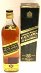 BEBIDA DE COLEÇÃO- WHISKY ESCOCÊS- JOHNNIE WALKER BLACK LABEL- GARRAFA LACRADA NA CAIXAJohnnie Walker Black Label é um verdadeiro ícone, reconhecido como uma inspiração para todas as outras marcas da categoria. Desenvolvido à partir de whiskies de no mínimo 12 anos vindos dos quatro cantos da Escócia, Johnnie Walker Black Label é um blend de caráter profundo, suave e complexo.  Um whisky impressionante para compartilhar em qualquer ocasião, seja um encontro com amigos ou uma noite inesquecível.    GRADUAÇÃO ALCÓOLICAGrad. Alc. 40% vol.