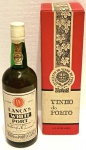 BEBIDA DE COLEÇÃO- LANÇAS WHITE PORT, VINHO DO PORTO, LACRADO , VINTAGE, NA CAIXA.