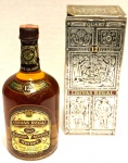 BEBIDA DE COLEÇÃO -LACRADO E NA CAIXA-one quart -Whisky Escocês Chivas Regal 12 anos  marca Chivas Regal,( preço estimado 28 libras) o Chivas 12 anos é um premium blended scotch whisky de sabor multifacetado. Resultado da combinação de diferentes tipos de maltes, grãos e blends únicos não disponíveis para venda, todos maturados por no mínimo 12 anos (LACRADO).As primeiras notas do aroma do Chivas 12 revelam maçãs e frutas do pomar, seguido de mel, baunilha e amêndoas e, por fim, uma suavidade cremosa que perdura no paladar. É um whisky ótimo para ser consumido puro, com gelo ou em variados tipos de drinks.O Chivas Regal 12 anos possui uma graduação alcoólica de 40,0%.