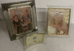 Lote contendo: 3 porta retratos diversos.
