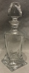 Linda garrafa em cristal refinado, medindo: 26 cm alt.
