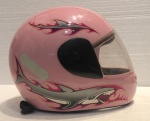 Capacete para moto feminino, na cor predominante rosa