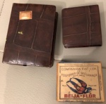 colecionismo - Antigo porta cartão e fosforo - Medidas: 9x6 cm e 6x5 cm