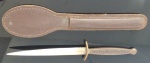 Antigo pequeno punhal em metal - Medida: 20 cm  - Lote com cabo bambo.