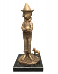 INOS CORRADIN (Vogna, Itália, 1929) - Arlequim com Bola e Cachorro. Escultura em bronze dourado. Assinada e numerada. 27 x 23 x 12 cm. Acompanha certificado de autenticidade do artista.