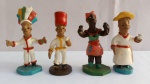 Lote composto de 4 Miniaturas Estatuetas em Terracota, Representando Arte Popular do Nordeste; aprox. 8,5 x 4cm, conforme fotos