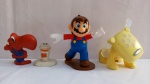 Lote 4 Bonecos Colecionáveis, Promocionais: Mario Bross... maior aprox. 9 x 9cm, conforme fotos