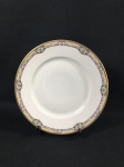 6 pratos rasos da Théodore Haviland, de Limoges, a mais influente manufatura de porcelana exportada para a América por volta de 1860, tem 24,5 cm de diâmetro. Código Schleiger 345.