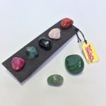 Witch - Disney - Sete belas pedras polidas semi preciosas. Maior medida: 2,5 cm.