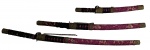 COLECIONISMO - LOTE CONTENDO 3 KATANAS JAPONESAS, MEDINDO 95 CM, 75 CM E 50 CM RESPECTIVAMENTE.