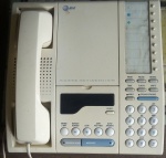 Telefone com secretária eletrônica com ramais  AT&T , com marcas do tempo e não testado.