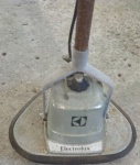 Antiga enceradeira eletrolux , não testado, vendida no estado.