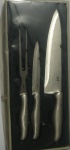 Tres peças , em aço inoxidável com cabo prateado, faca de carne,faca multiuso e garfo trinchantes.