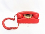 Antigo Telefone Tijolinho De Disco Vermelho Original. Nao testado, disco funcionando