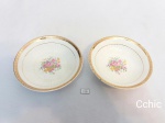 Par de pratinhos em porcelana decorado com flores e friso dourado porcelana Gold Royal ETCH.  inglesa  Medida: 13,5cm de diametro.