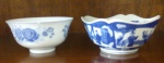 Dois potes decorativos com detalhes em azul Medidas: 12x12x6 cm e Diâmetro: 11 cm e Altura: 6 cm