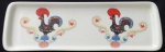 Bandeja em porcelana Estampa Galo Português - Medidas:  38x13 cm