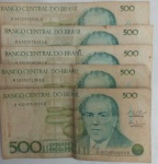 Cinco cédulas de quinhentos cruzados, Vila Lobos.Lote com algumas notas furadas, vendido no estado.