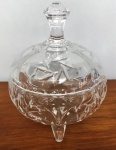 Compoteira de vidro com com lapidações , desenhos de catavento - Diâmetro: 10x15 cm