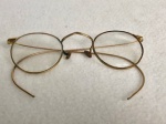 Óculos antigos com armação em plaquê de ouro, 13 cm
