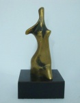 Escultura em bronze artista não identificado, 17 cm